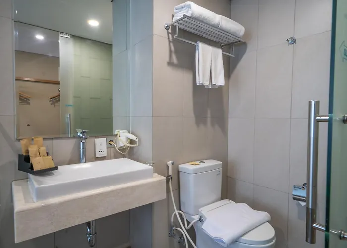 Bedrock Hotel Kuta Hotel 4*
