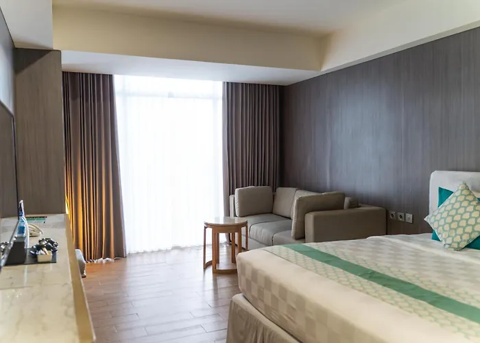 Bedrock Hotel Kuta 4*