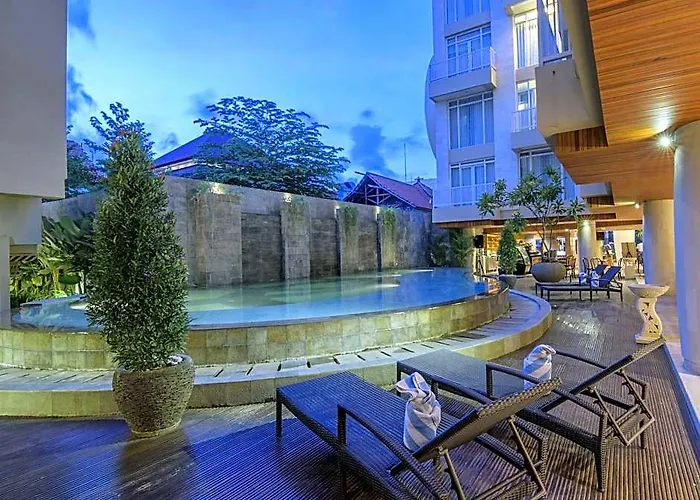Bedrock Hotel Kuta 4*