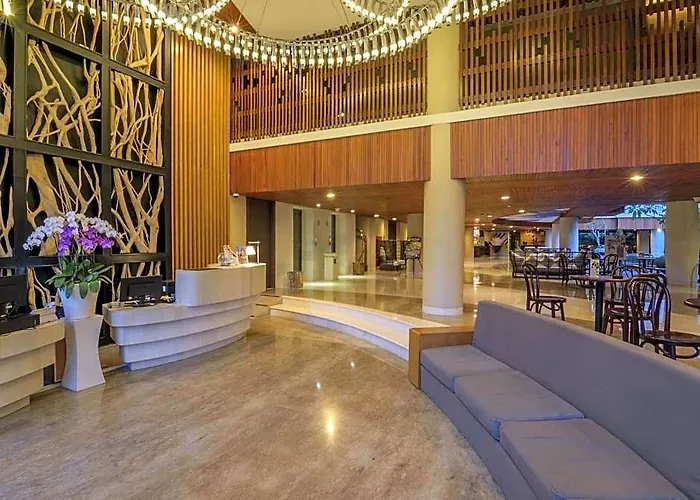 Bedrock Hotel Kuta 4* Kuta (Bali)