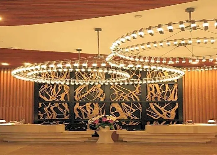Hotel Bedrock 4*