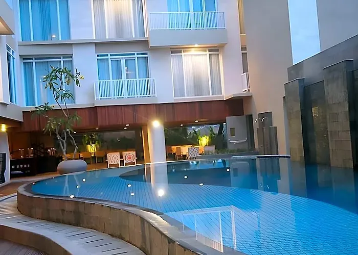 Bedrock Hotel Kuta 4* Kuta (Bali)
