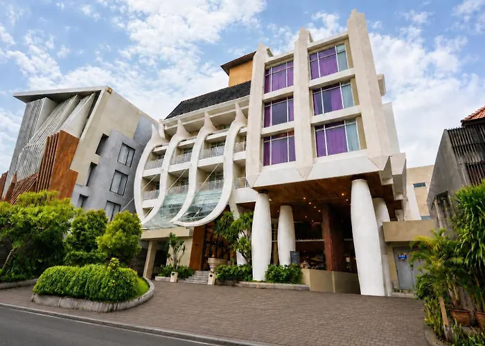 Bedrock Hotel 4*