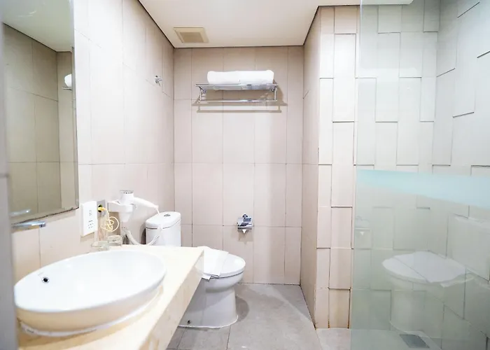 Bedrock Hotel Kuta Lombok