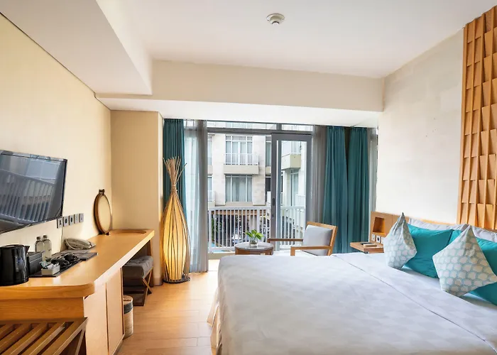 Bedrock Hotel 4*